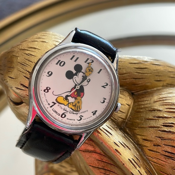 Lorus Accessories - Vintage Mickey Mouse Leather Watch